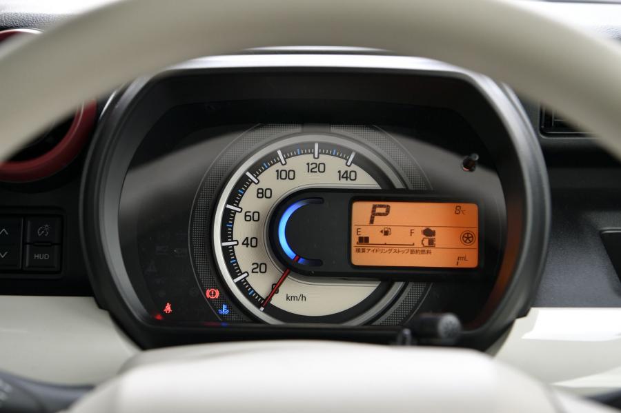 Панель приборов Suzuki Spacia Hybrid X (MK53S) 2017 года  (JP) (фото 5 из 11)